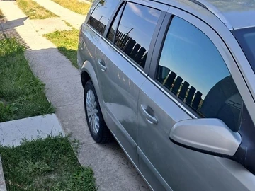 Авто Opel Astra 2005 № 8877915
