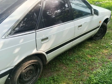 Авто Mazda 626 1988 № 8877924