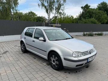 Авто Volkswagen Golf 2000 № 8878051