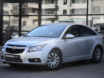 Авто Chevrolet Cruze 2011 № 8878058