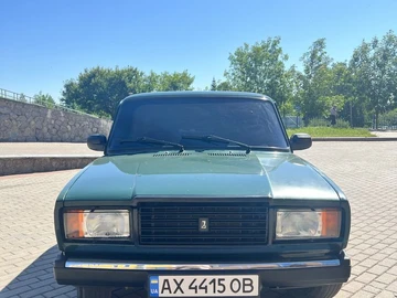 Авто ВАЗ 2107 1998 № 8878160