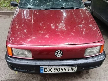 Авто Volkswagen Passat Sedan 1992 № 8878190