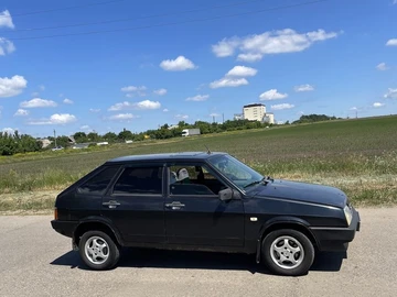 Авто ВАЗ 2109 1991 № 8878403