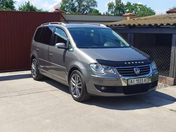 Авто Volkswagen Touran 2007 № 8878404