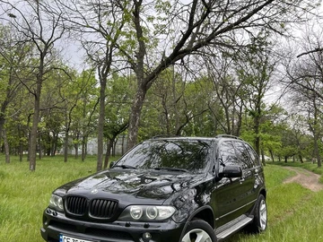 Авто BMW X5 2004 № 8878582