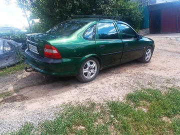 Авто Opel Vectra 1997 № 8878593
