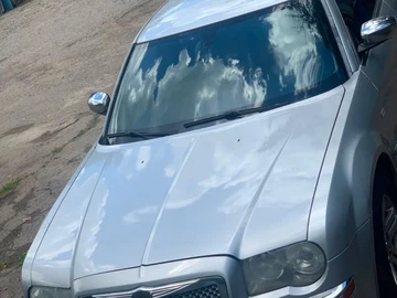 Авто Chrysler 300C 2004 № 8878648