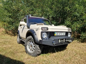 Авто ВАЗ 2121 1990 № 8878802