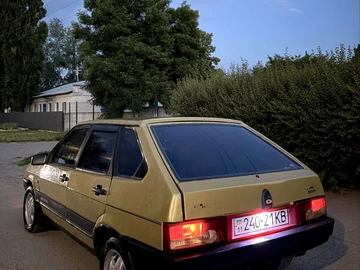 Авто ВАЗ 2109 1992 № 8878824