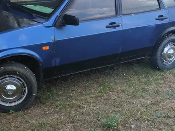 Авто ВАЗ 21099 1997 № 8878907