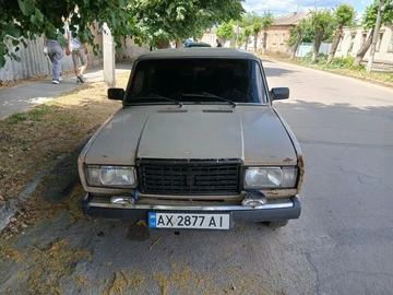 Авто ВАЗ 2107 1983 № 8878912