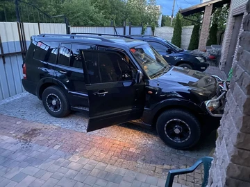 Авто Mitsubishi Pajero 2006 № 8878969