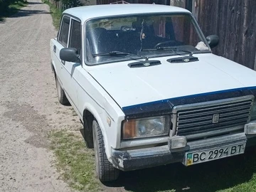 Авто ВАЗ 2107 1992 № 8878988