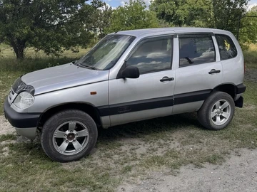 Авто Chevrolet Niva 2005 № 8879012