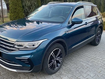 Авто Volkswagen Tiguan 2022 № 8879025