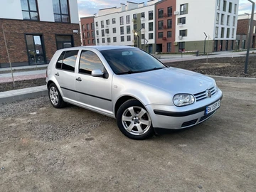 Авто Volkswagen Golf 2002 № 8879236