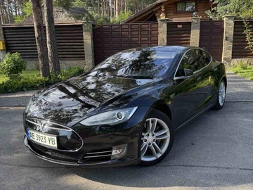 Авто Tesla Model S 2016 № 8879363