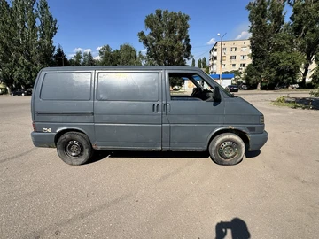 Авто Volkswagen Transporter 2001 № 8879461