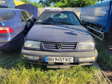 Авто Volkswagen Vento 1994 № 8879637
