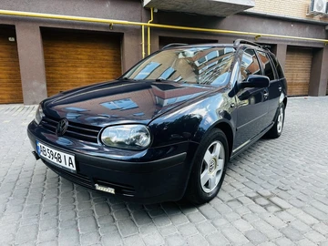 Авто Volkswagen Golf 2000 № 8879710