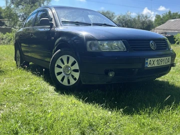 Авто Volkswagen Passat Sedan 2000 № 8879832