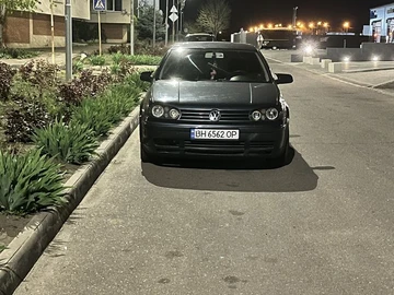 Авто Volkswagen Golf 2001 № 8879879
