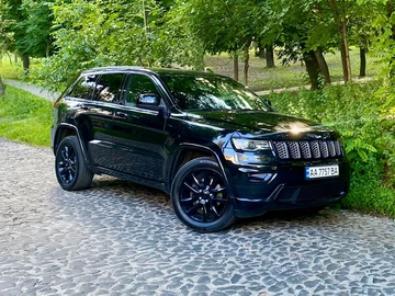 Авто Jeep Grand Cherokee 2018 № 8879886
