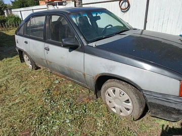 Авто Opel Kadett 1988 № 8879888
