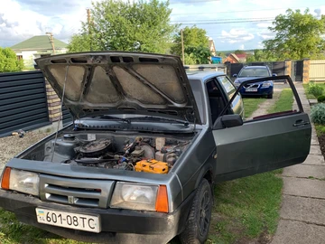 Авто ВАЗ 2108 2000 № 8879901