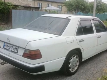 Авто Mercedes 260 1987 № 8879999