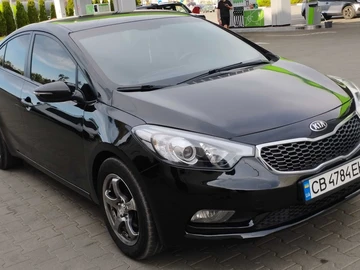 Авто KIA Cerato Forte  2013 № 8880000