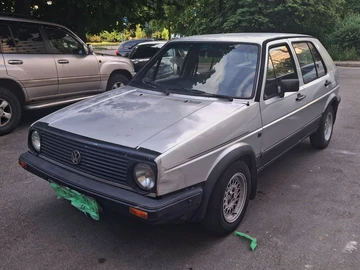 Авто Volkswagen Golf 1987 № 8880187
