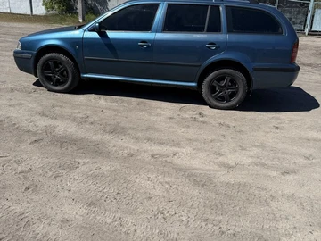 Авто Skoda Octavia 2003 № 8880228