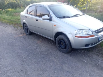 Авто Chevrolet Aveo 2005 № 8880198