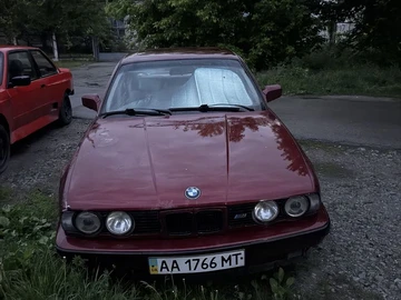 Авто BMW 5 Серия 1989 № 8880239