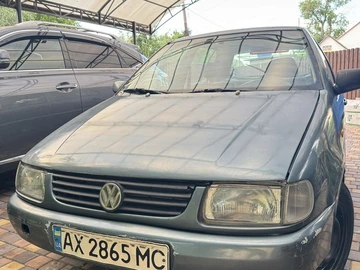 Авто Volkswagen Polo 1998 № 8880318