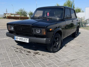 Авто ВАЗ 2107 1990 № 8880371