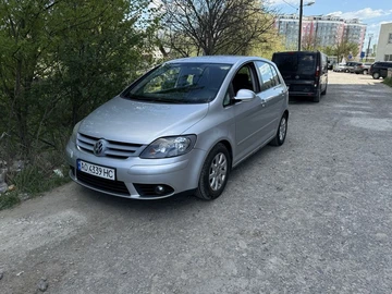 Авто Volkswagen Golf Plus 2006 № 8880409