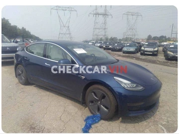 Авто Tesla Model 3 2018 № 8880412