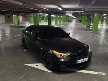 Авто BMW 5 Серия 2003 № 8880521