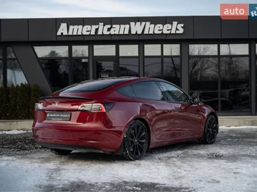 Авто Tesla Model 3 2018 № 8880612