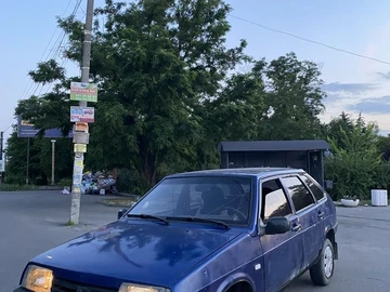 Авто ВАЗ 2109 2005 № 8880783