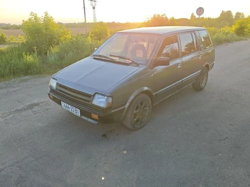 Авто Mitsubishi Space Wagon 1990 № 8880798