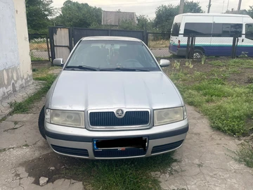 Авто Ford Canyon 2004 № 8881126