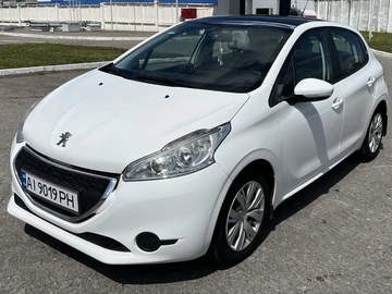 Авто Peugeot 208 2013 № 8881138