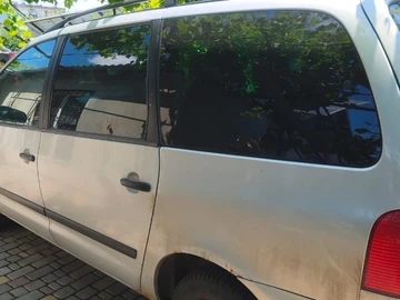 Авто Volkswagen Sharan 2001 № 8881216