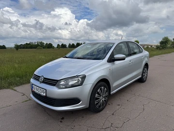 Авто Volkswagen Polo 2013 № 8881242