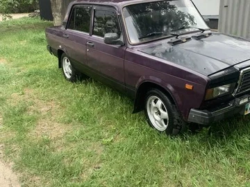 Авто ВАЗ 2107 1999 № 8881312