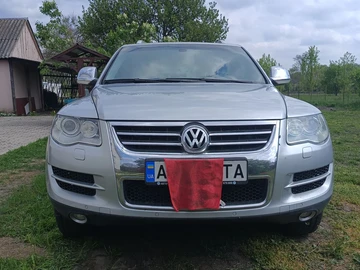 Авто Volkswagen Touareg 2008 № 8881357