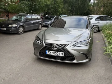 Авто Lexus Es Серія 2019 № 8881390